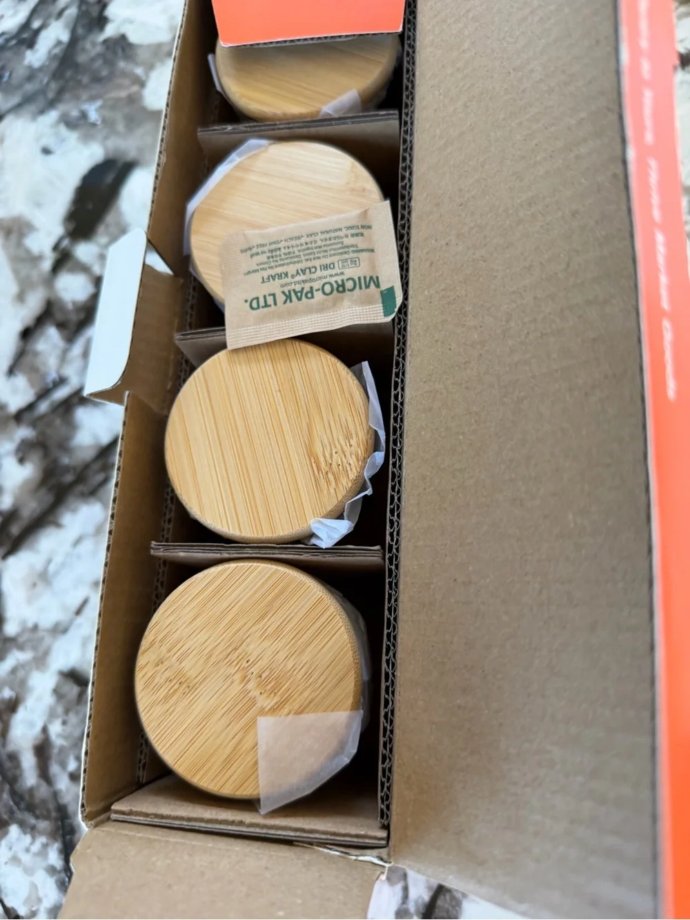 Thrive Market Spice Jars  - set of 4- 4 oz glass with bamboo top